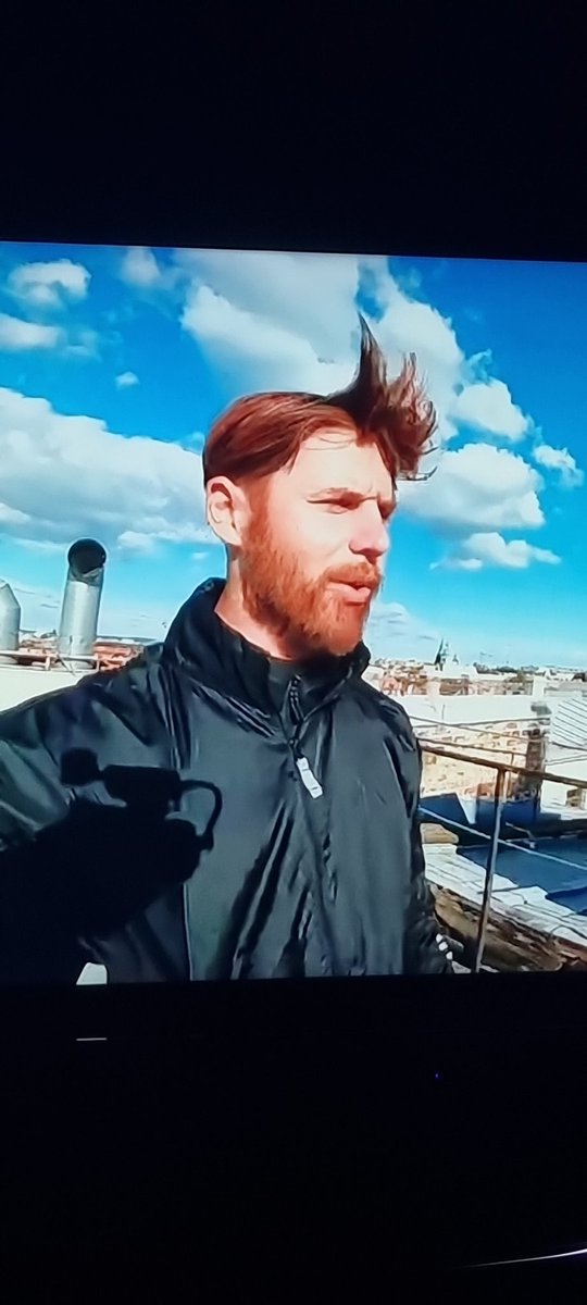 Rewatching some old <a href="/StorrorParkour/">STORROR</a> vids and I cant get over Toby Cave here 😂😂