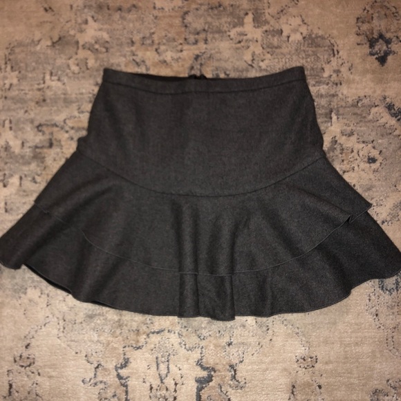 JoRoshone's tweet photo. So good I had to share! Check out all the items I'm loving on @Poshmarkapp #poshmark #fashion #style #shopmycloset #nike #lululemonathletica #jcrew: https://t.co/w2tWxMuWjH https://t.co/fPrUGZMfYi