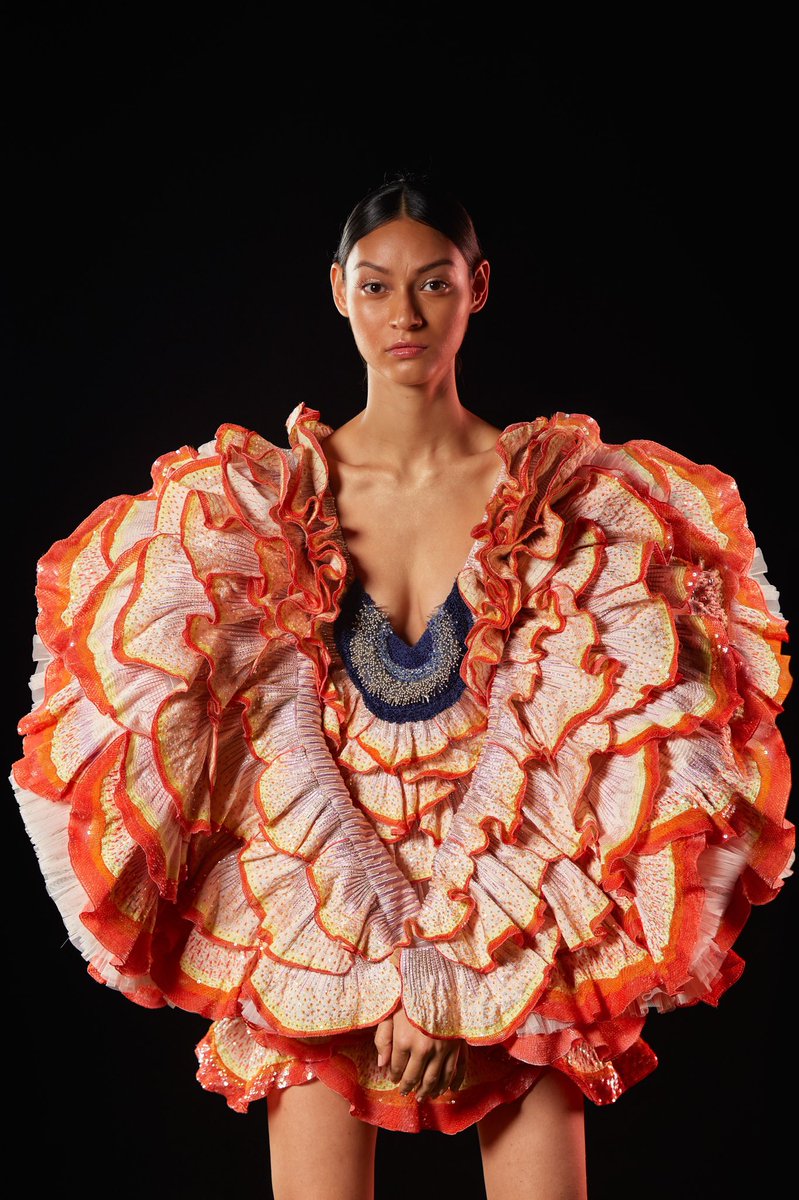 _venus_marie's tweet photo. rahul mishra s/s 2022 haute couture https://t.co/qTiWqqLfeb