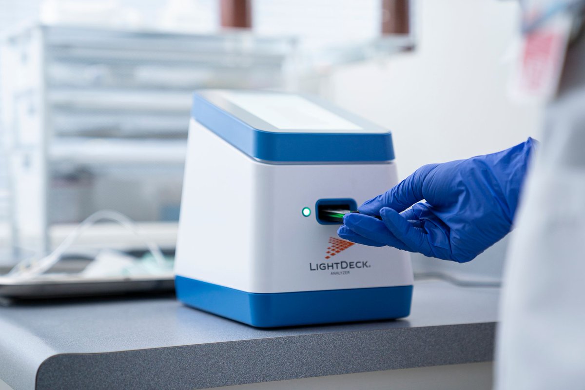 LightDeckDx's tweet photo. Thrilled to announce that LightDeck Diagnostics and 
@HJFMilMed have received a $2M grant to develop a rapid, multiplexed inflammation test for #COVID19 and other respiratory illnesses https://t.co/ZhZf6VV1GU 
@JPEOCBRND
 #medicalresearch https://t.co/iMcZLdL8fA