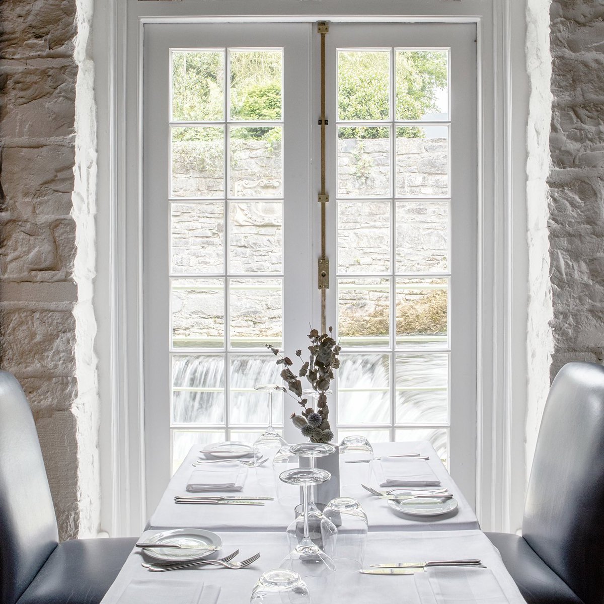 Cliff at Lyons tweet media