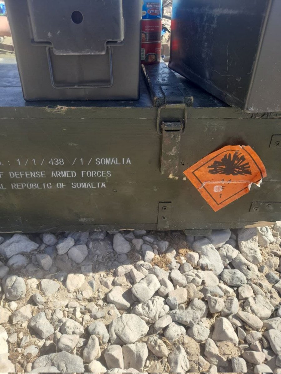 war_noir's tweet photo. #Somalia 🇸🇴: Al-Shabaab carried out an attack on #SNA (#Gorgor Unit) in #Dusmareb, #Galguduud, #Galmudug.

Various #Turkish weapons &amp; ammo including two MKE PMT-76 machine guns (copy of FN MAG), three MKE G3A7 rifles, MKE 7.62x51mm ammo etc... were captured by the militants. https://t.co/dFRRHN983L