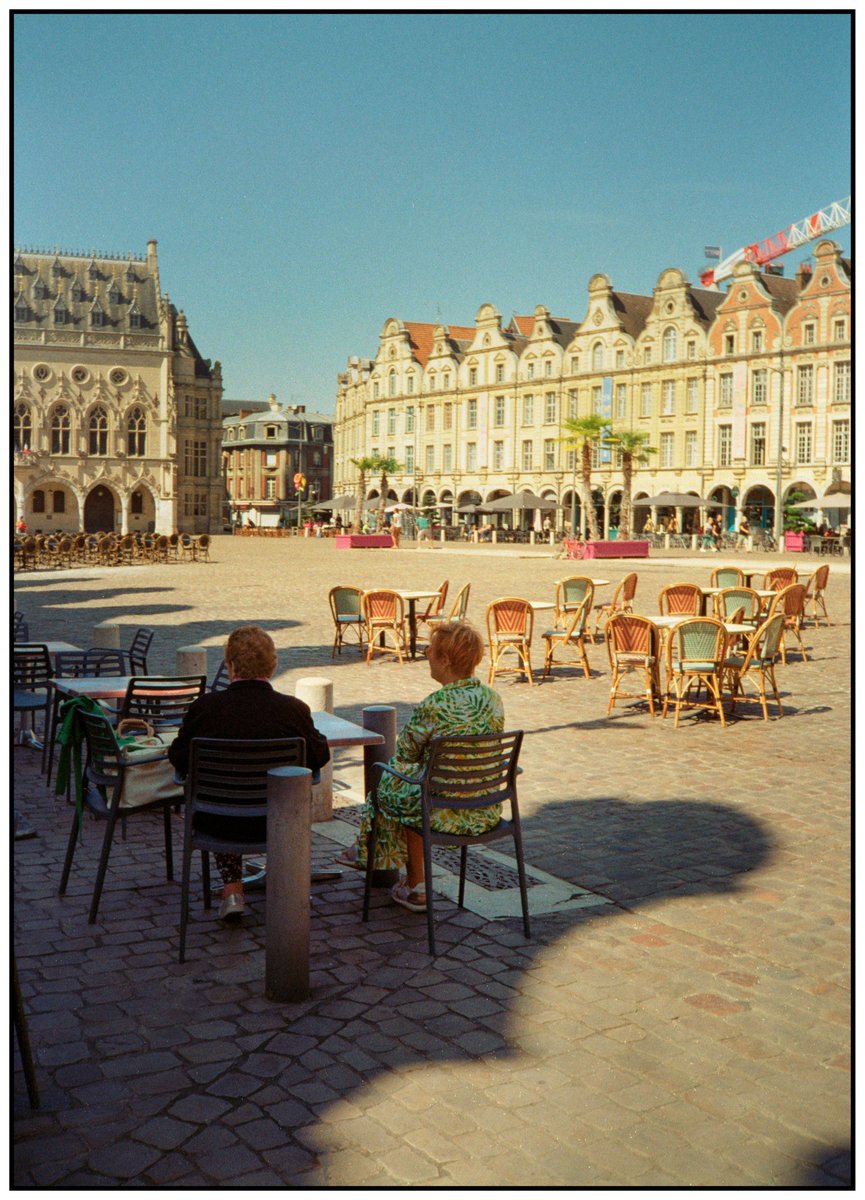 maximevisticot's tweet image. Une journée d'été à Arras sur pellicule argentique 🎞️