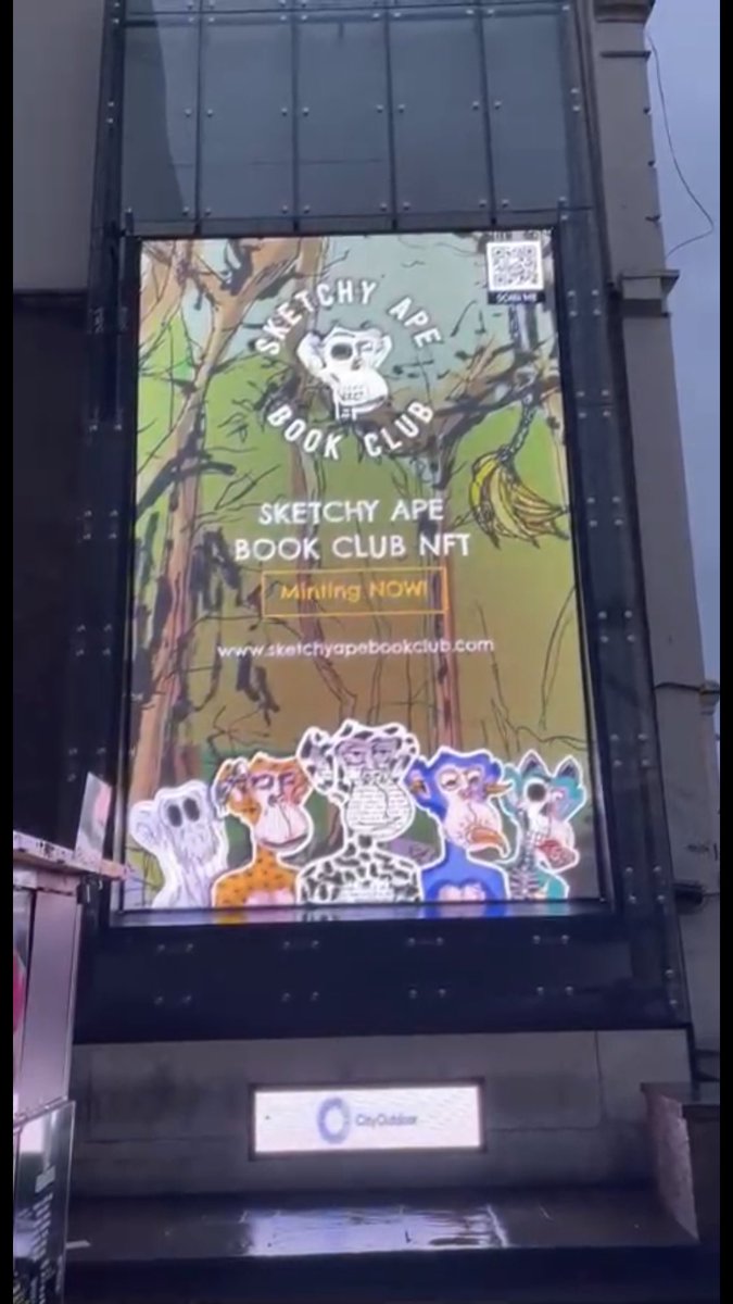 DocTokun's tweet photo. 🍌A #Book being written with our holders

🍌A billboard in London UK 

🍌A friendly mascotte which is now talking 😉

🍌A @cryptovoxels Clubhouse to chill out

🍌A new 10k #NFTCollection exclusive for holders

And @SketchyApeBC is not sold out yet .. 🔥

#NFT #DYOR #SketchyApeBC https://t.co/4tVpF3psKt