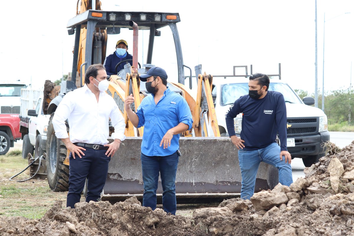 JULIANZACARIASC's tweet photo. Gracias a los trabajos que estamos realizando con el #SMAPAP en la carretera Mérida-Progreso, mas de 14,000 tomas de agua se verán beneficiadas con las obras de libramiento y cambios de cople en las tuberías, que provocaban la disminución de presión. Juntos #VamosPorProgreso https://t.co/voQbiLJdxc