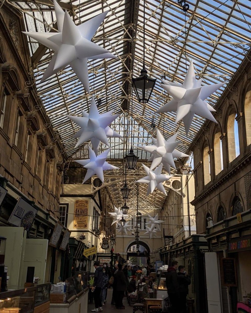 HelloMeanwhile's tweet image. A great shot of St Nicks market taken by one of the team! Our Pithay building is just round the corner from here and has some lush lunches. Our desk space tenants meet up here every Wed for a social too! If you&apos;d like to know more about our desk spaces in Pithay then drop us a DM