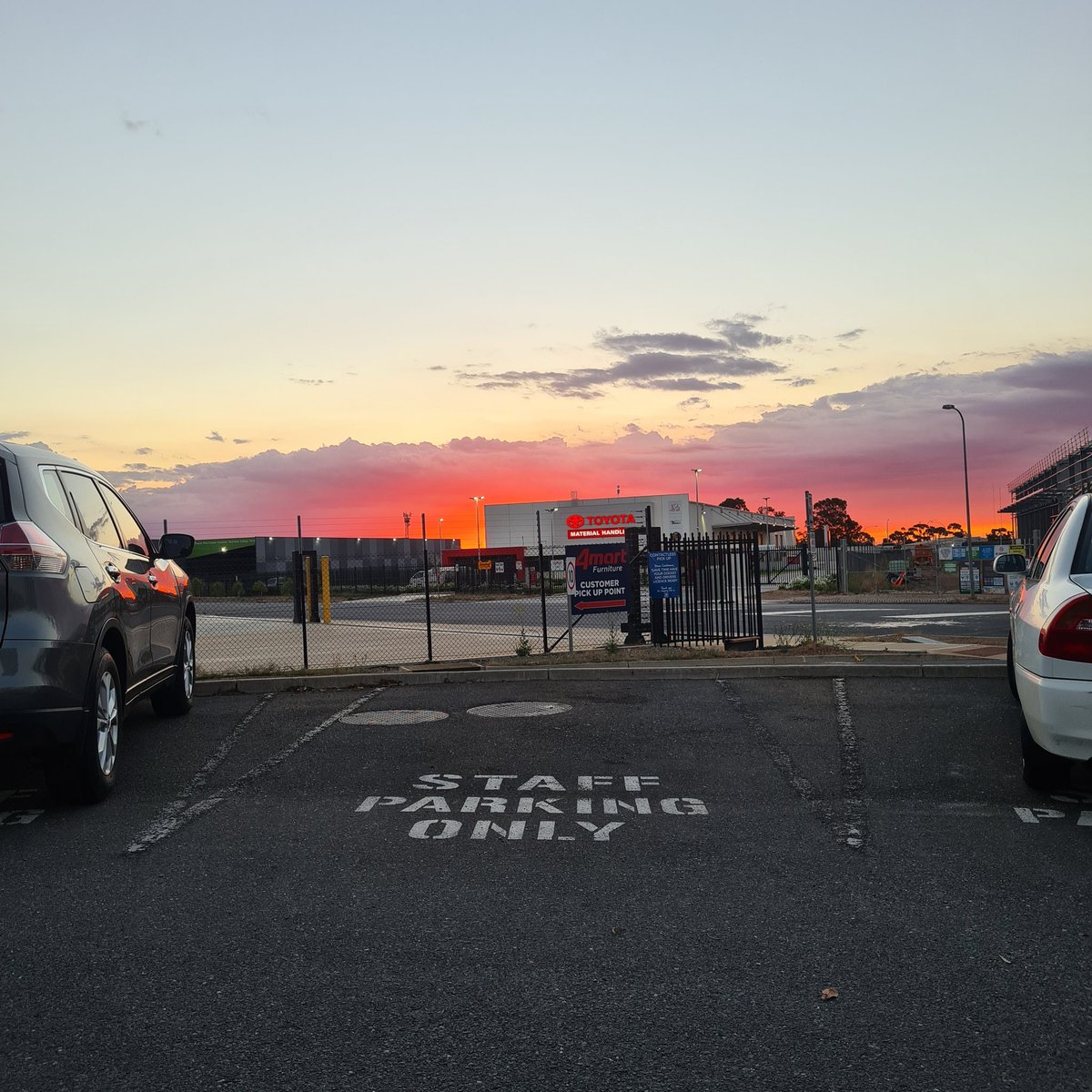 moobadoo's tweet photo. Sunset was beautiful https://t.co/U1y9v5p5b6