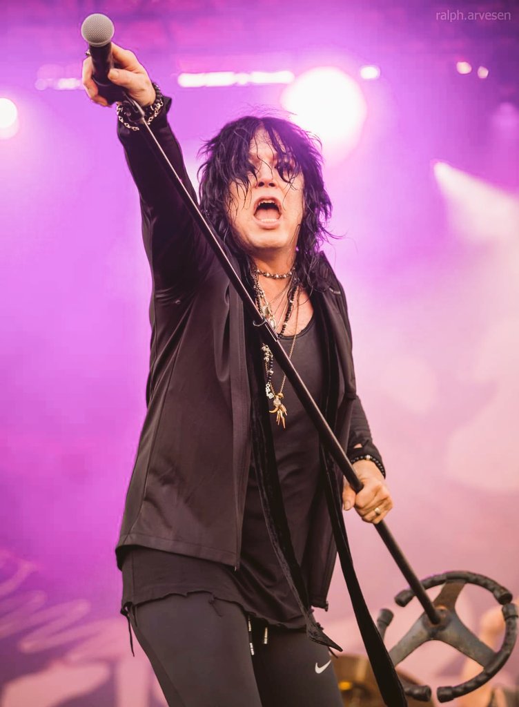 Happy Birthday  TOM KEIFER 61 What\s your favorite CINDERELLA album? 