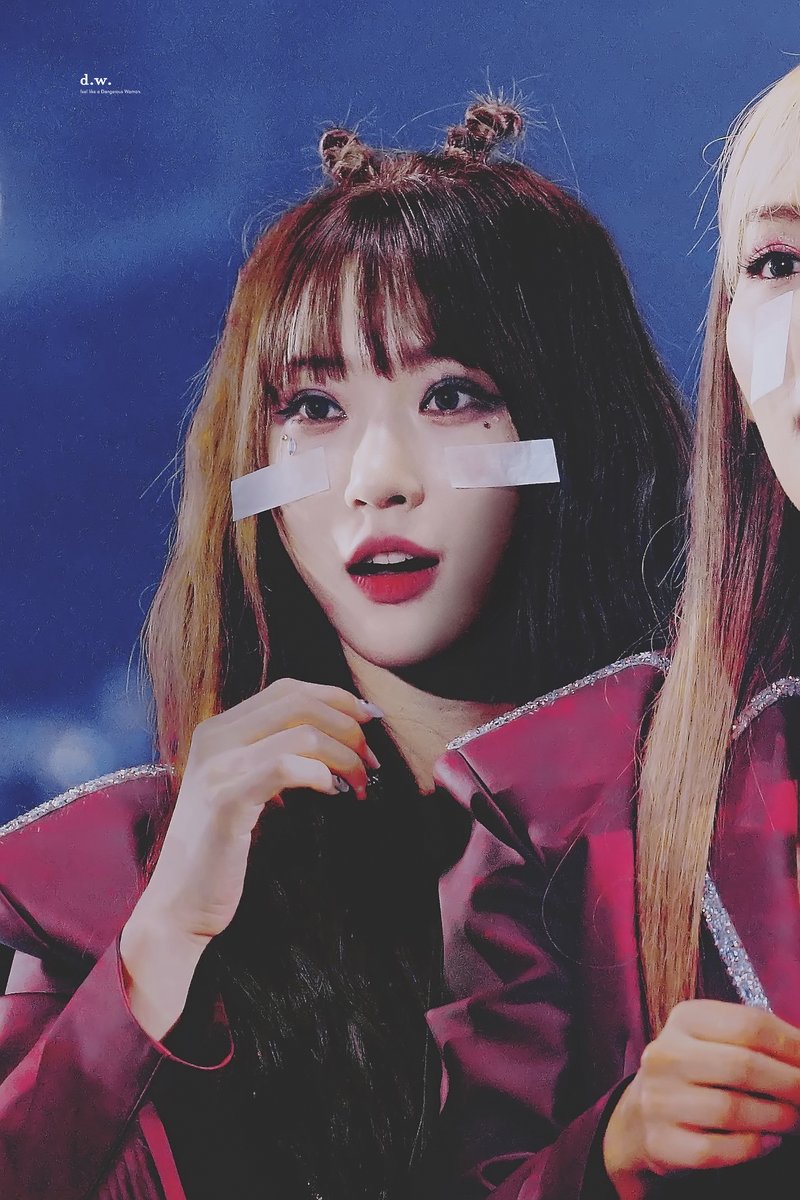 Dangerous97Z's tweet photo. 아기도깨비말랭이💕
#로잘린 #Rozalin https://t.co/j07tBCd63O