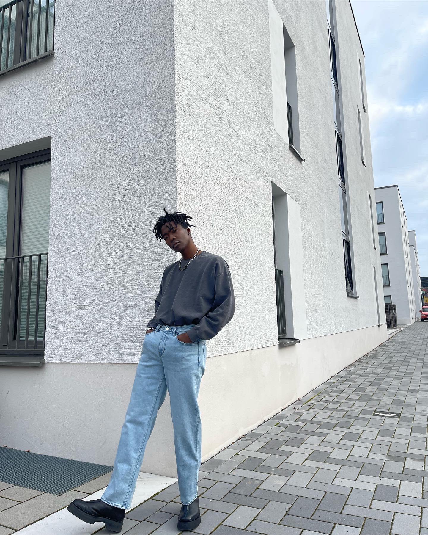 80s cheap dad jeans