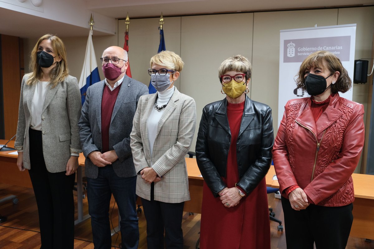 EICAGobCan's tweet photo. @Fund_Laboral @GranCanariaCab @RedElectricaREE @SCEmpleo @Elenamanez @bacostacabrera @gusantanamartel @NasaraCA @caconavarro @VanesaCR @agenciaiisi @ICASELcanarias @ITCCANARIAS @NinaRodriguezGi ✔️40 cursos para profesionales especialistas, capataces y operarios/as, con prioridad para menores de 30 años y mayores de 45, parados y paradas de larga duración, #mujeres víctimas de violencia de género o personas con #discapacidad
➕información: https://t.co/qk9mXZK1rI https://t.co/PVOR81YVfa