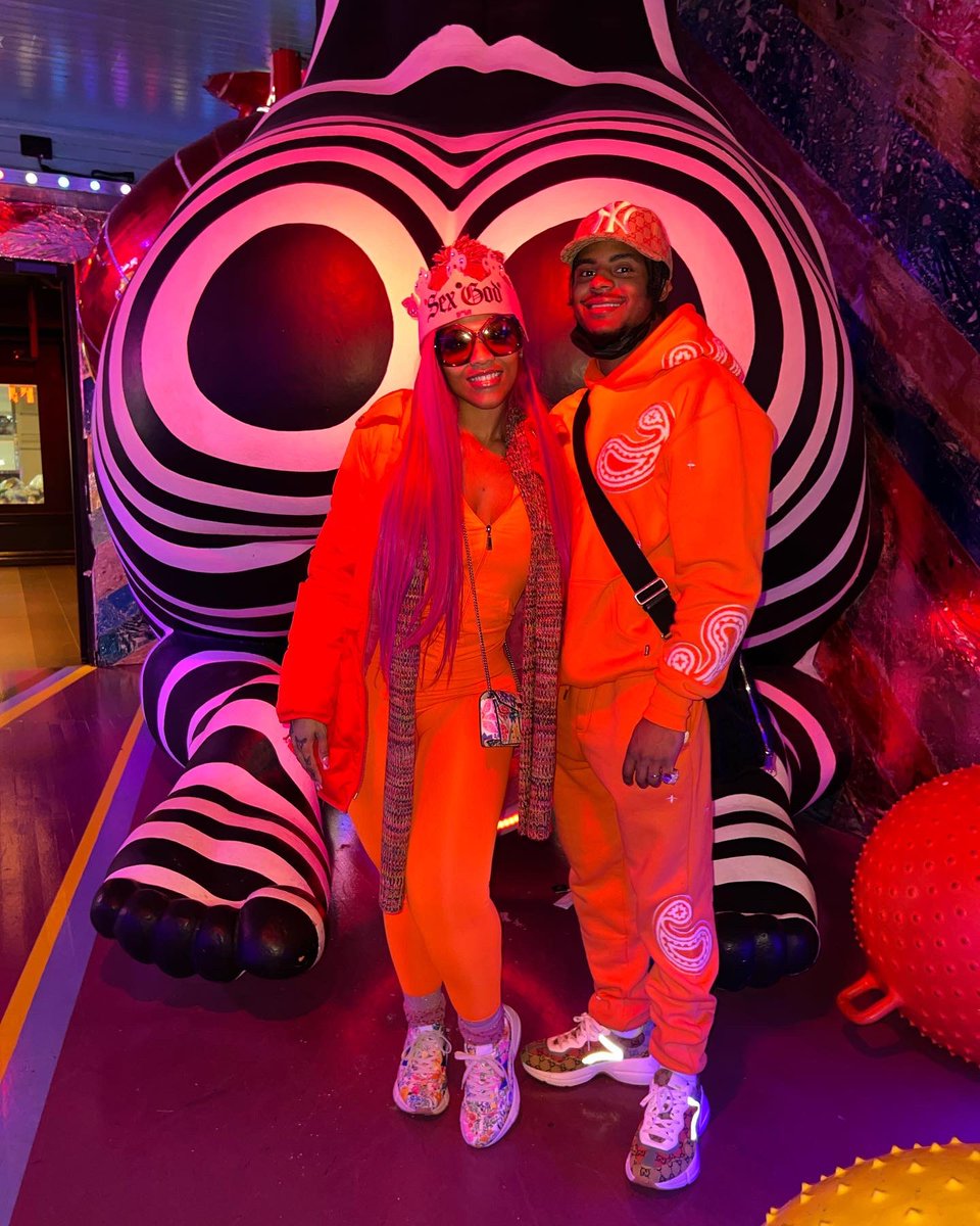 tyrastea's tweet photo. Pls travel with your partner y’all. It’s an escape and truly will make y’all bond tighter. Get tf up and go see the mf world! Our trip was only $500 for the hotel and flights!!! That’s one night out if you think bout it! 🤷🏾‍♀️ https://t.co/tOBQx5PNef