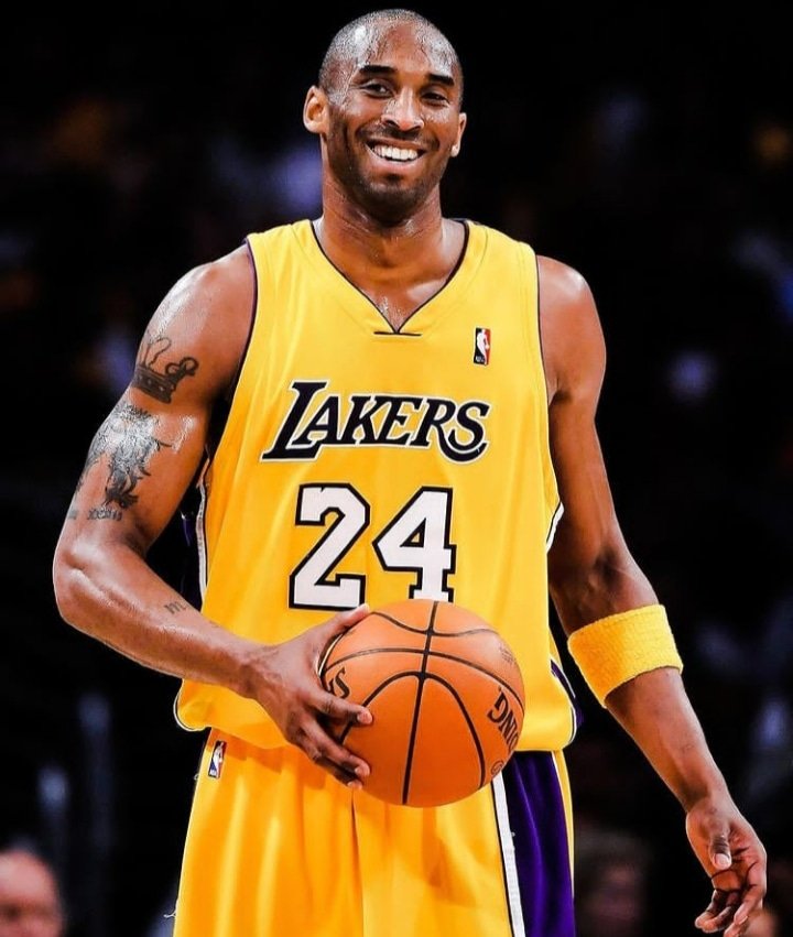 I_am___John's tweet photo. Two years ago...your last breath 🥺🏀🇺🇸
@NBA @kobebryant https://t.co/qIAyBrWvzs