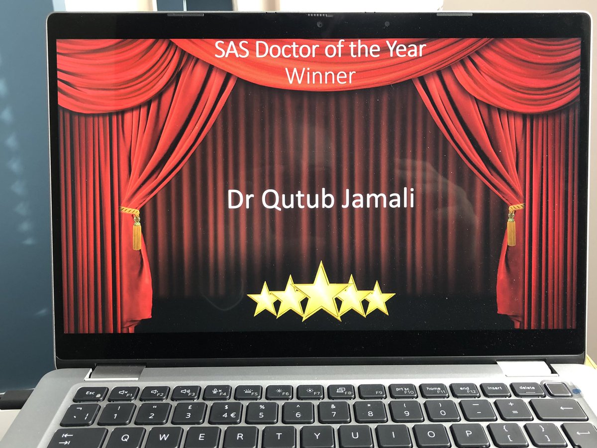 Dr John Mulinga (SAS Tutor) presented the award for our SAS Doctor of the Year <a href="/LSCFTMedEd/">We Are LSCft Medical Education</a> .. fabulous to see Rashid and Kalpesh highly commended <a href="/Kalpesh_Psych/">SK</a> the winner was the brilliant Qutub Jamali @QutubJamali
