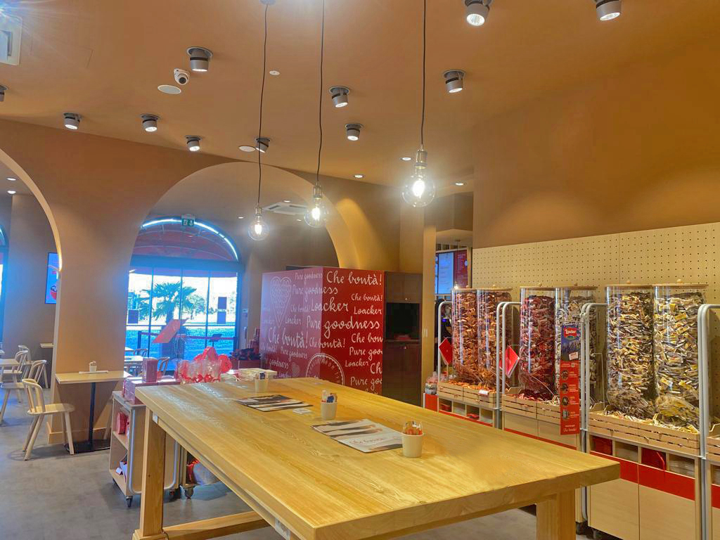 BlueRedGroup tweet media