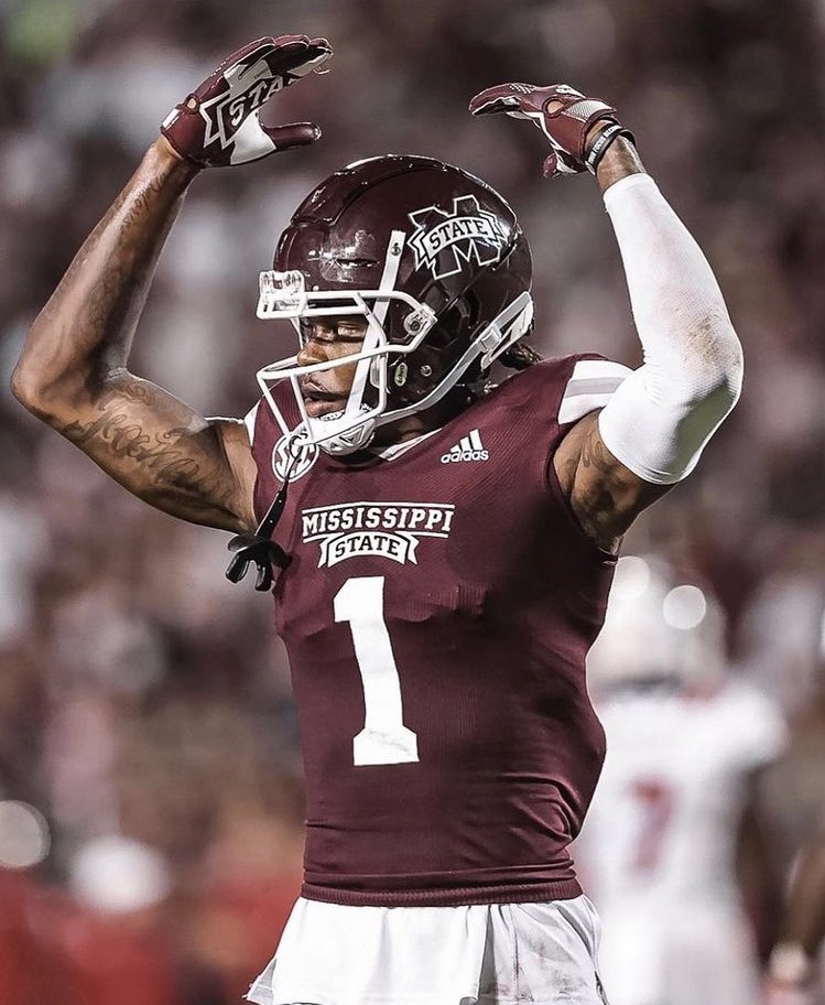 T6Lifestyle's tweet photo. ALL GLORY TO GOD🙏🏾!!!
 After An Amazing School Visit🙌🏾… 
I Am Extremely And Honored To Earn An re-Offer From The Mississippi State University (@HailStateFB )   @WRsSpurrierMSU @CoachMcBath_MSU @Coach_Leach @adamgorney @DemetricDWarren https://t.co/iEhcEDYH9m