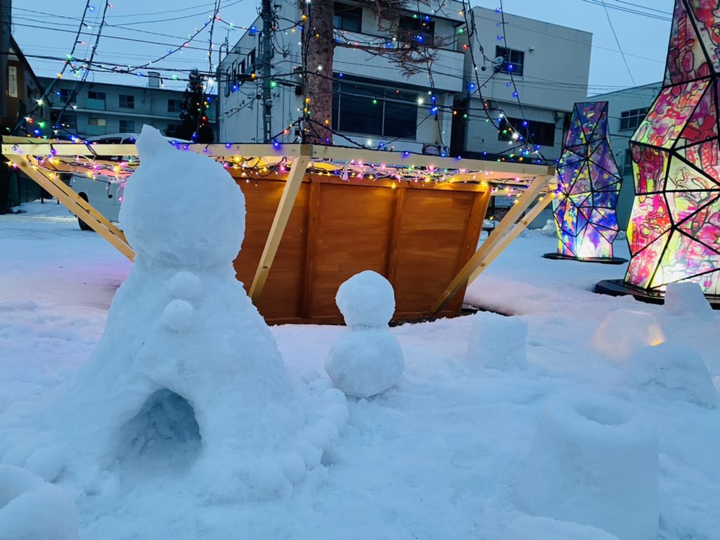 walkable2021's tweet photo. お元気広場でキャンドルナイトの準備をしました。

今週土曜日、1/29、12:00-20:00は
お元気広場(室蘭市中島町1-30)で
パッキャマラードです！

 #室蘭 https://t.co/t22NAVlwBB