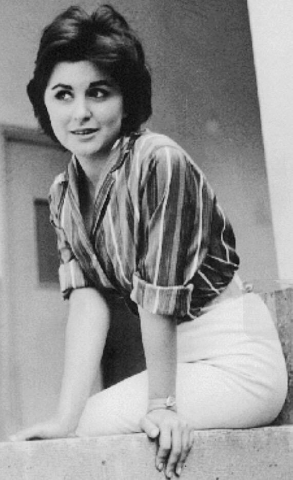 Happy heavenly birthday soad hosny, hope you\re resting in peace 
