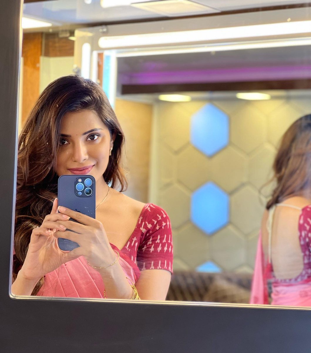 Aathmika tweet media