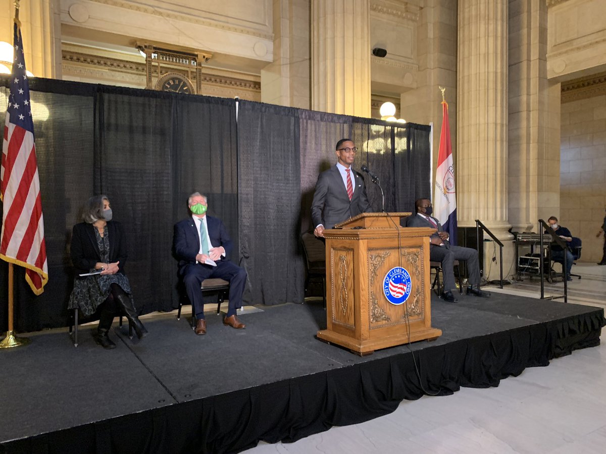 Press conference to announce “Entrepreneur in Residence” program aiming to support minority and women owned small businesses. @MayorBibb and reps from Huntington Bank, Urban League of Greater Cleveland and Cleveland Neighborhood Progress all speaking. @WCPN story coming later.