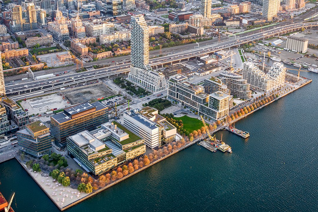 Up until the early 2000's, East Bayfront was a vacant and underutilized area along the water's edge. After years of planning and consultation, the neighbourhood is now a thriving community where people can live, work, and play. bit.ly/30xupP2