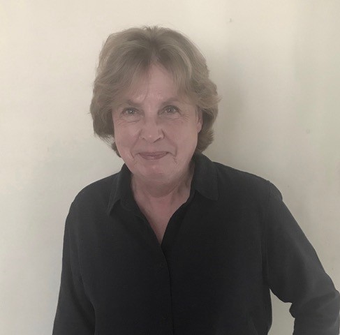 Here's another author reveal for #LancashireStories and a warm welcome to the gang to <a href="/SueEvans2/">Sue Evans</a>!
Find out more here
👉bit.ly/LancsStories
<a href="/BwDLibraries/">BwDLibraries</a> @BPoolLibraries <a href="/ACE_National/">Arts Council England</a> @PublishingUclan