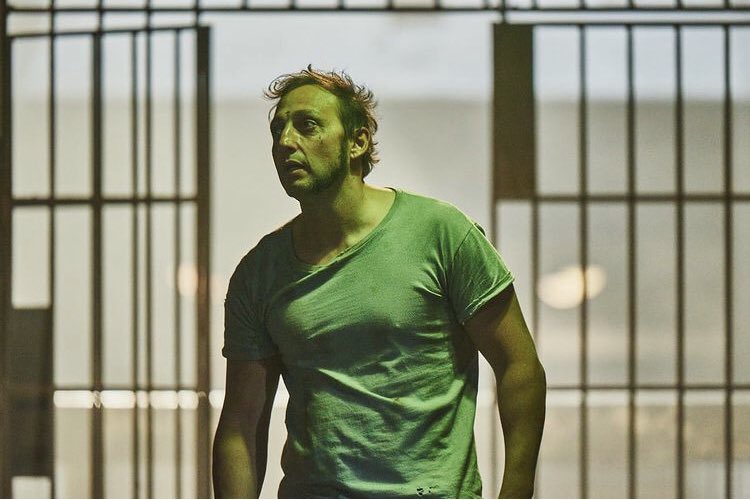 Si te da la nafta para amarme, te tiene que dar la nafta para poner el pecho; cuando uno ama de verdad, se la juega por el otro, aunque te vaya la vida #Bardo #ElMarginal4