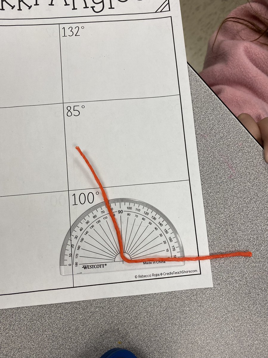 MsLongeway's tweet image. Wikki sticks are so fun to build angles! One has moved on to creating angles without wikki sticks! #BellLetsTalk #tldsbmath