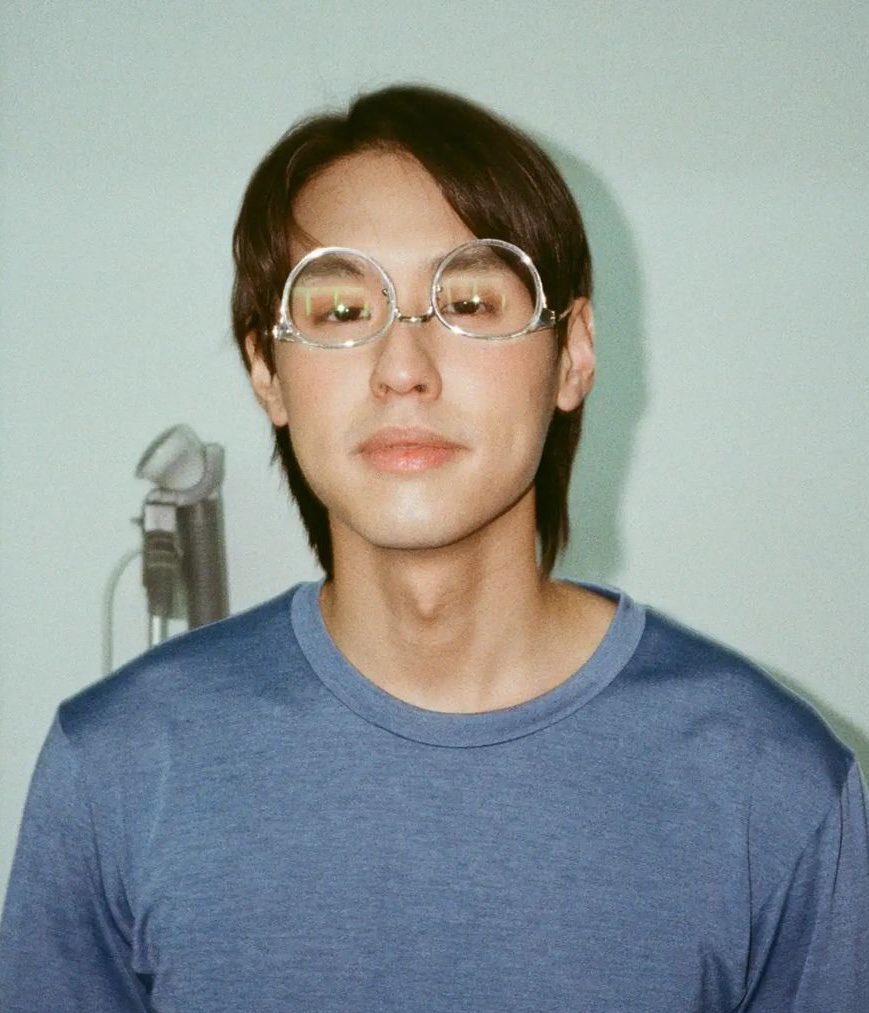 พีเดบิว𐂂🧡 tweet media