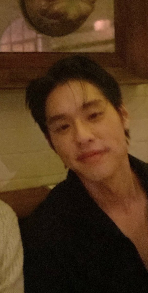 พีเดบิว𐂂🧡 tweet media