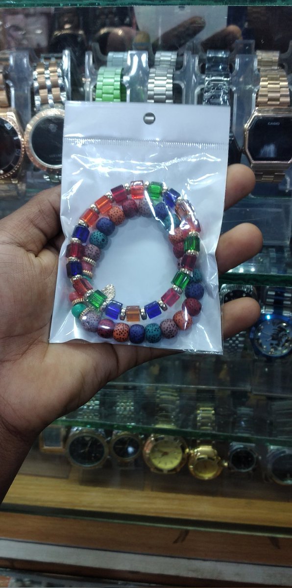 Shayospending's tweet photo. Product Detail🛍:
Price: 2000 for both
Location:ilorin
Delivery nationwide 🌍
100% Non tarnish
Kindly send a dm to order
#jewelry #legchains #edmalor-the-brand #neclaces https://t.co/lK8OQ9LQyW