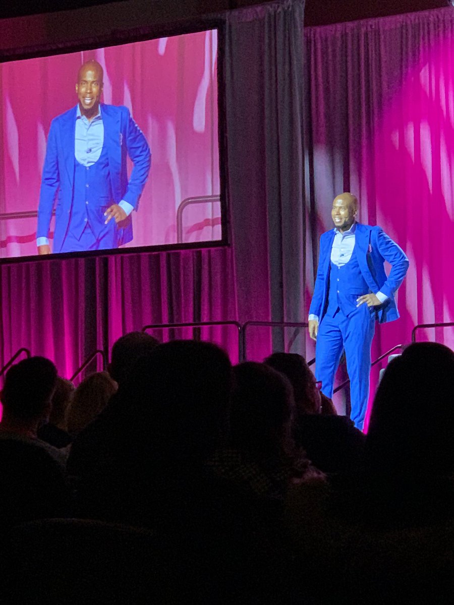 themonicalloyd's tweet photo. “Trust 1st. Transaction 2nd.” @jsprinkles talking about an intentional connection culture.

#catalystu2022 #leadership #connection #culture https://t.co/kPS5x8TRtu