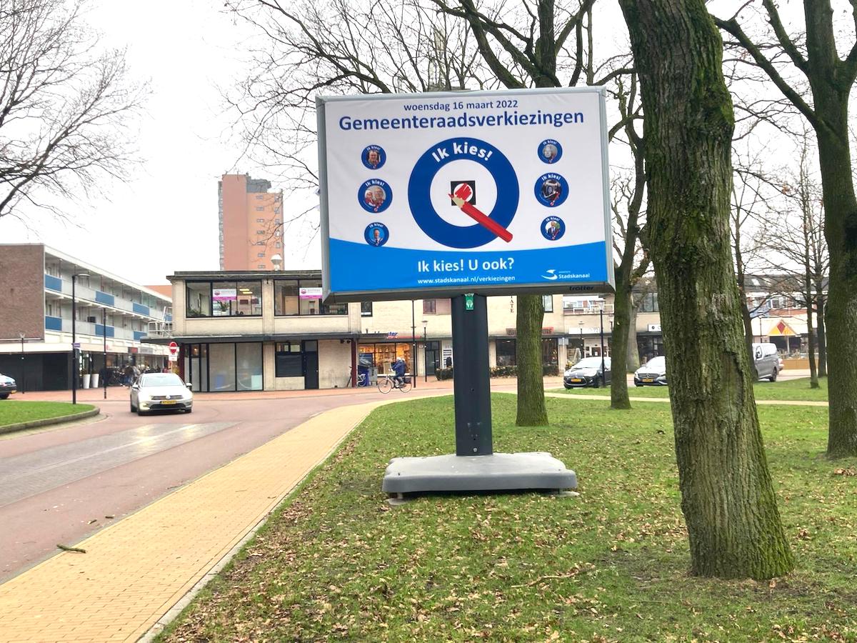 Je kunt er vanaf nu niet meer omheen: op 16 maart zijn de gemeenteraadsverkiezingen. Vandaag zijn in de gehele gemeente borden geplaatst waarop de verkiezingen worden aangekondigd. Foto: Navolaan, Stadskanaal. Ik kies! Jij ook?
#stakka22 #leeft #gemeenteraadsverkiezingen