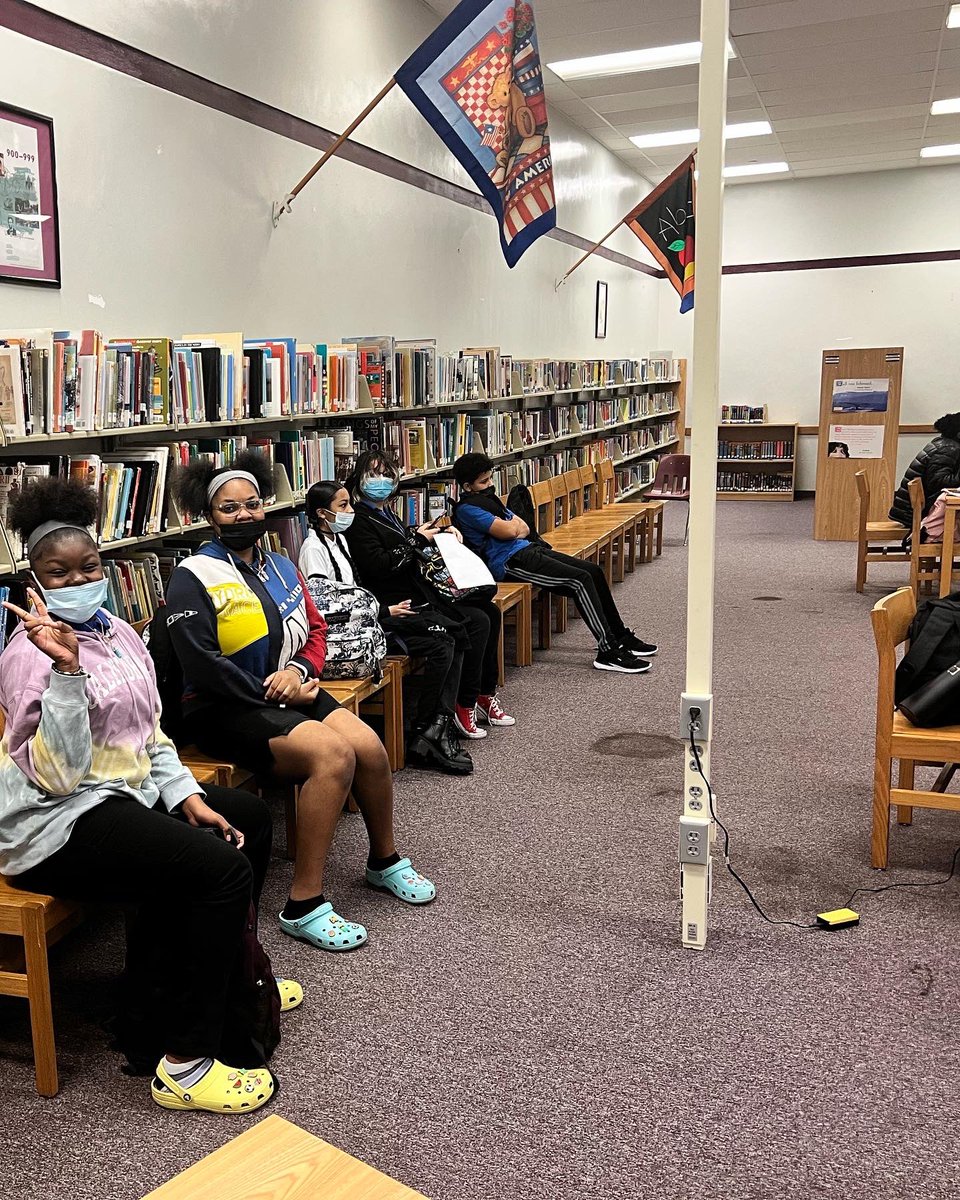 bair_middle's tweet photo. Our eighth graders had a matriculation meeting with @NHSPIPER counselors, AP, and magnet coordinator. We are preparing for the future. Thank you Ms K. Williams &amp; Ms. Shivers. @BrowardSchools @ReimagineBCPS @PrincipalBairMs #BairBears 🐻🧡💙🐻 #BCPS #BairPride #BrowardSchools https://t.co/WchCLuWGWq