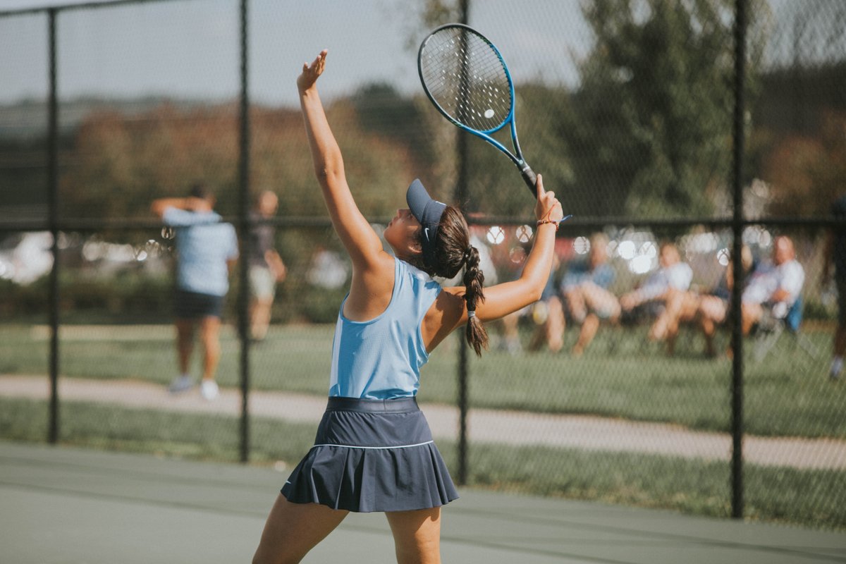 JohnsonUniv's tweet image. Spring sports are coming up soon! Men’s and women’s tennis begins February 4 and the first women’s softball game is February 19. Go Royals!