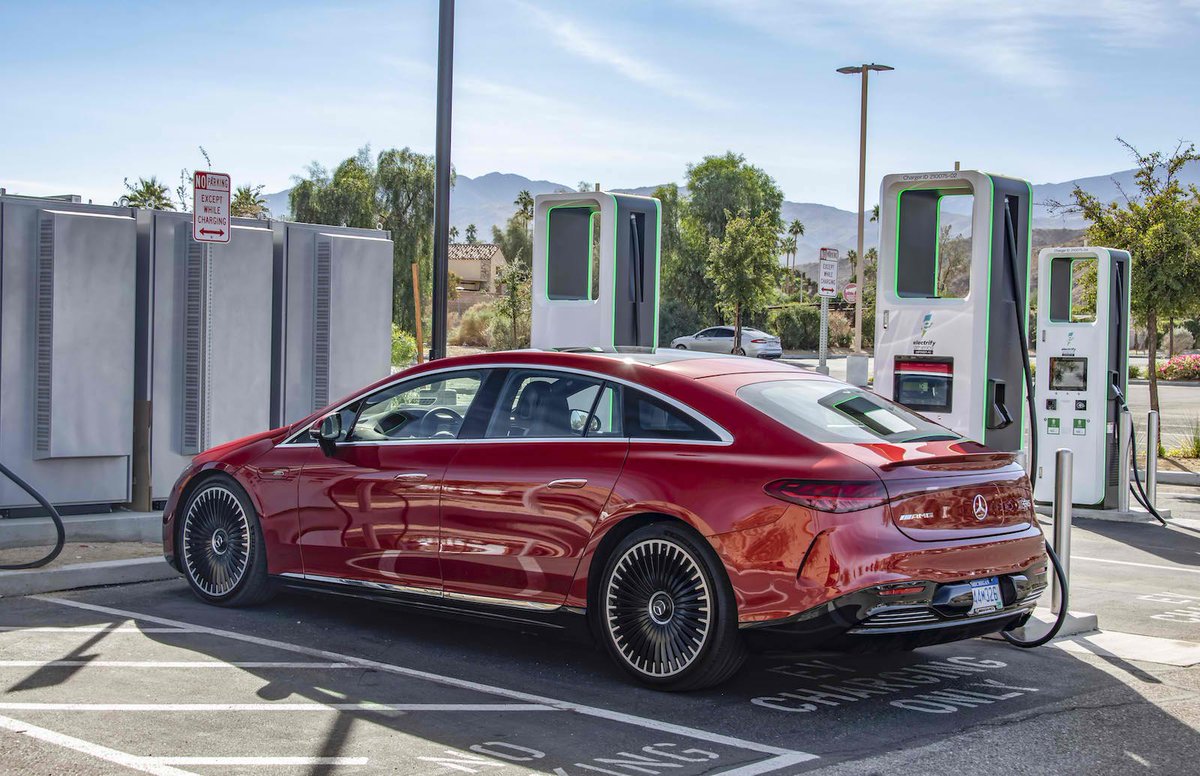 Hintergrund: Rückblick auf das Autojahr 2021 – Ausblick auf 2022: Der Strom fließt weiter

ow.ly/XzyJ50HEqaW
#Germany #yesauto #Elektroauto