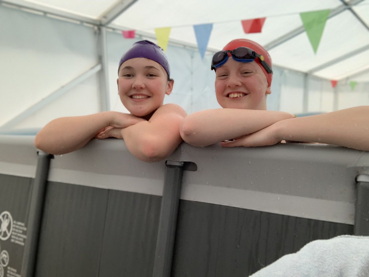 Year6SouthCamPr's tweet image. Having a splash! Year 6 have had a great day in the pool! 
#WeLoveSouthCamberley #FunInThePool