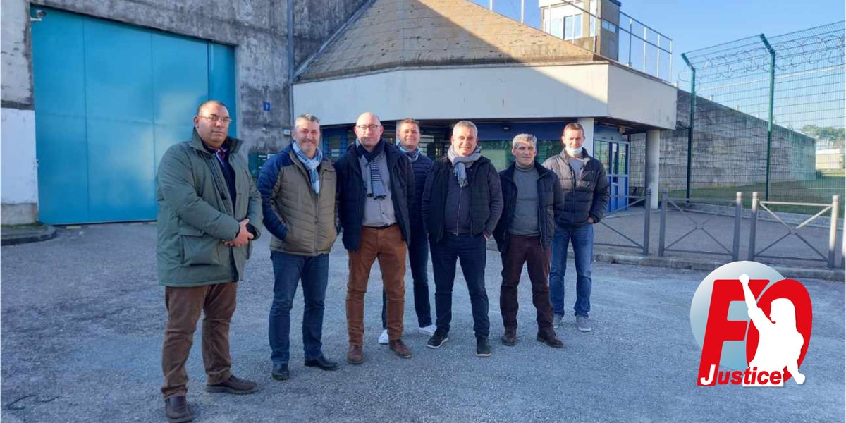 SyndFoJustice's tweet photo. Une délégation du bureau central @SyndFoJustice, accompagné du secrétaire général @ManuBaudinFO, est en visite ce jour à la #prison, à l'#ÉRIS et au #PREJ de Bordeaux. https://t.co/1Hdx8Z3TYz