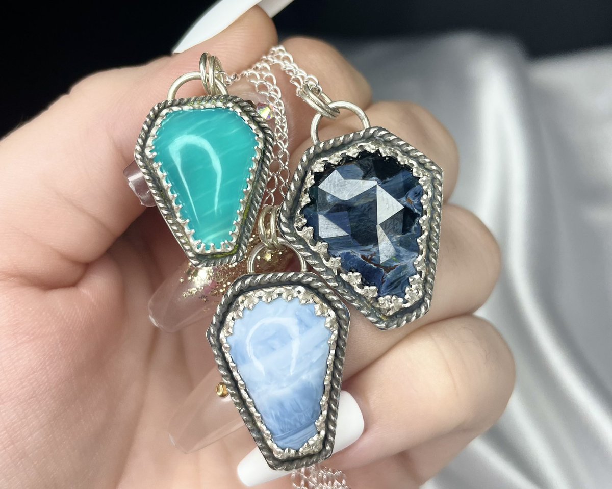 The Crystalline Cat tweet media