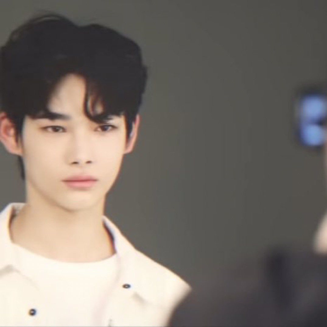 sunkissest's tweet photo. RIKI?!????? BABY RIKI?!??????? https://t.co/sSkUvM39aB
