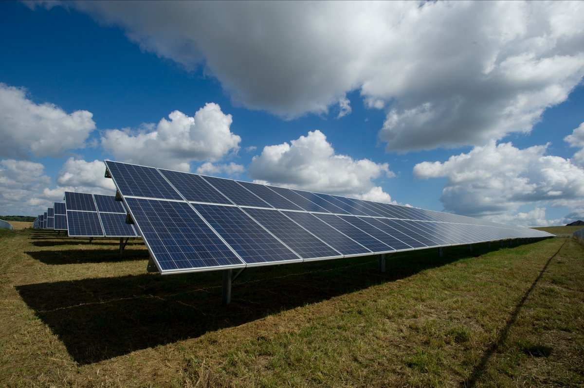 theNASEM's tweet photo. Successful #decarbonization will require careful consideration of economic and societal factors. Sustainable energy solutions that are cost-effective will allow for more resources for other societal needs.
Learn more in our recent report: https://t.co/nX9VbxtpUc #USdecarb https://t.co/fTWLFRsy7x