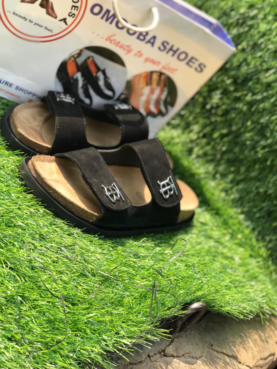 omoobashoes's tweet image. 1st slide #20,000
Second slide #12,000
Third slide #15,000
4th slide #15,000
Kindly RT🙏🏾
My customer fit dey your TL
#AFCON2021 #hustlermag #30BGSpace