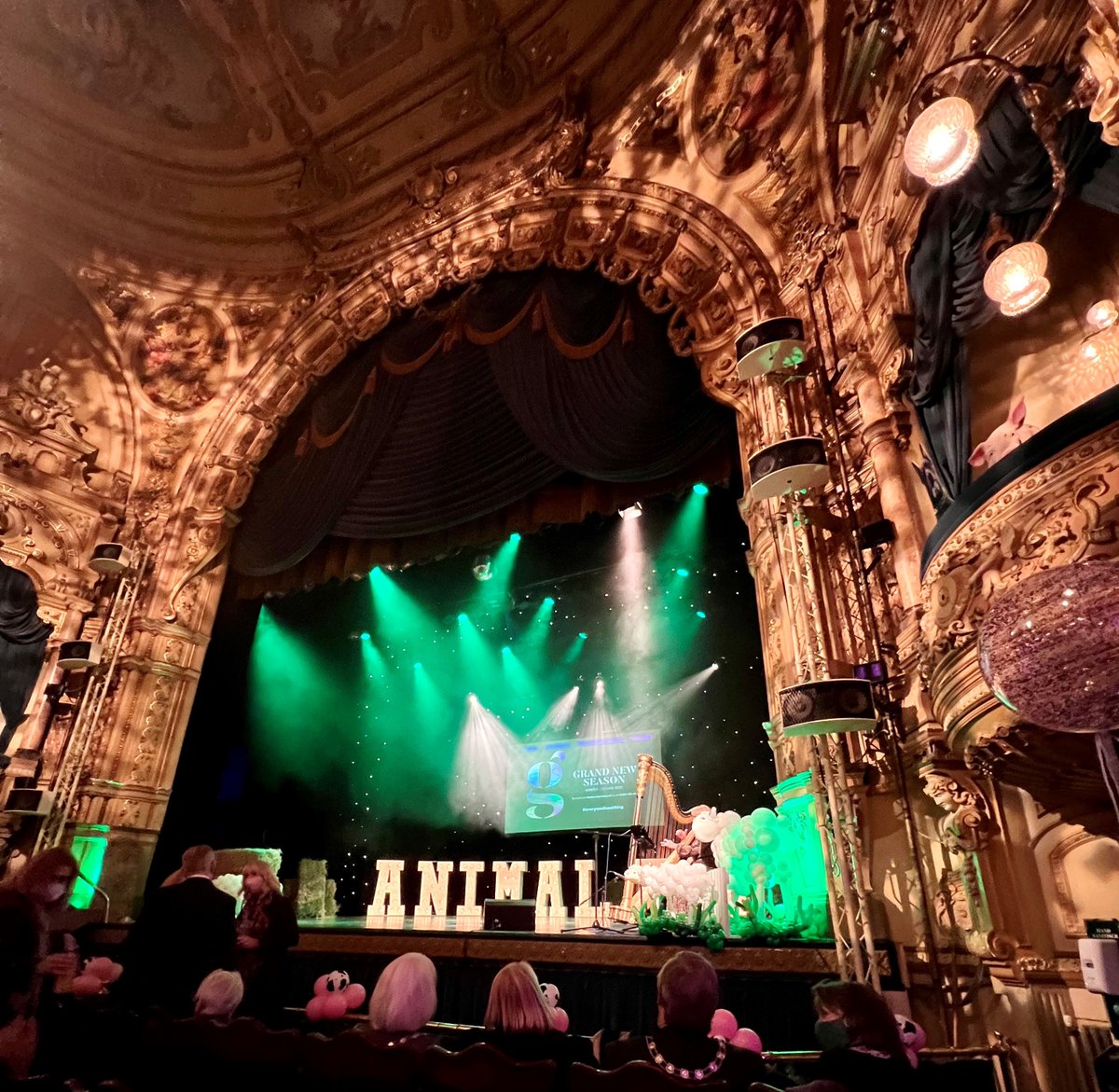 Our new Partnerships Manager, Ian Stackhouse, is meeting lots of new partners and colleagues. Yesterday he attended the launch of <a href="/Grand_Theatre/">Blackpool Grand Theatre 🦋</a> Blackpool's new season.  Find out more about Ian here and give him a call >> marketinglancashire.com/news/spotlight…
