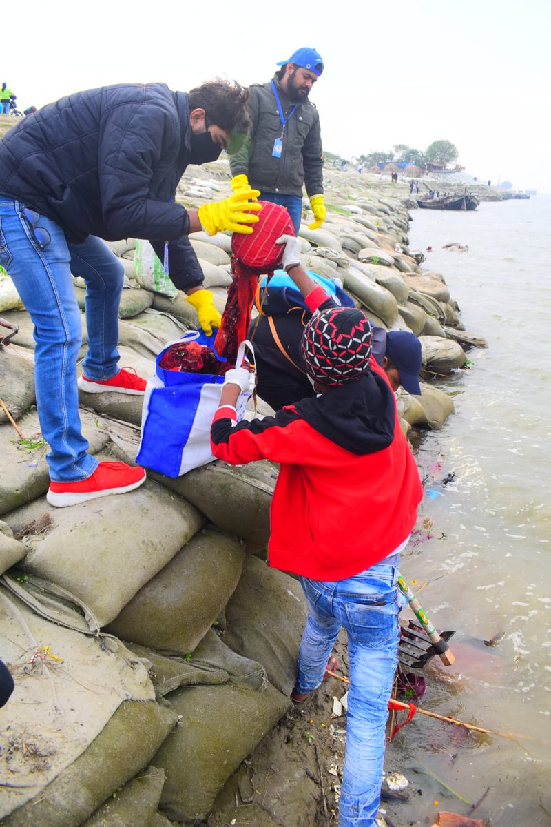 73 years of Republic India ..Now it's time to think twice and take a step which you want to see in the world change 'मुमकीन है #RepublicDayIndia #plasticpollution #plasticfree #plasticfreelife #SwachhBharat #gangacleaning #Ganga #cityofpatna