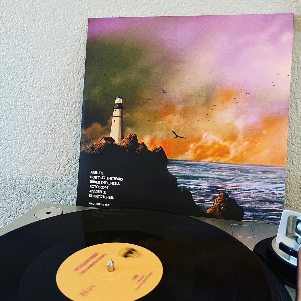 desert_hiker8's tweet photo. Howlin Rain- The Dharma Wheel
2021

An absolutely magical album by west coast jammers Howlin Rain. 

Made extra special with guest appearance by Adam MacDougall. 

Love the result.

#vinylcollection #vinylcommunity #howlinrain https://t.co/F8CSZ73RB1