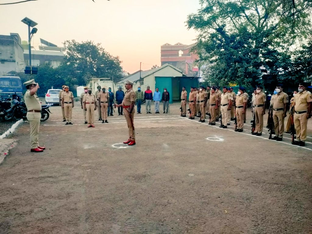 भारतीय प्रजासत्ताक दिनाच्या हार्दिक शुभेच्छा.!
 प्रजासत्ताक दिन चिरायू होवो. 
<a href="/IPS_Bachchan/">Bachchan Singh</a> <a href="/GorakhBhamare/">Gorakh Bhamare</a>
<a href="/SP_Washim/">वाशिम पोलीस - Washim Police</a> <a href="/SdpoWashim/">SDPO_Washim</a>
#RepublicDayIndia2022