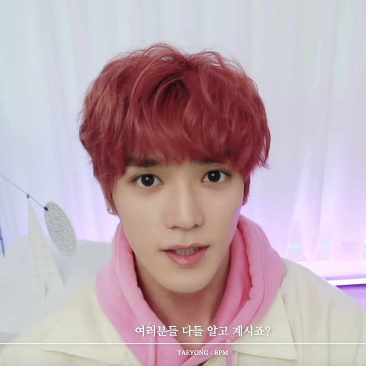LTYFEED's tweet photo. 🍓🍓🍓

#TAEYONG #태용 https://t.co/ODjUs4wLRN
