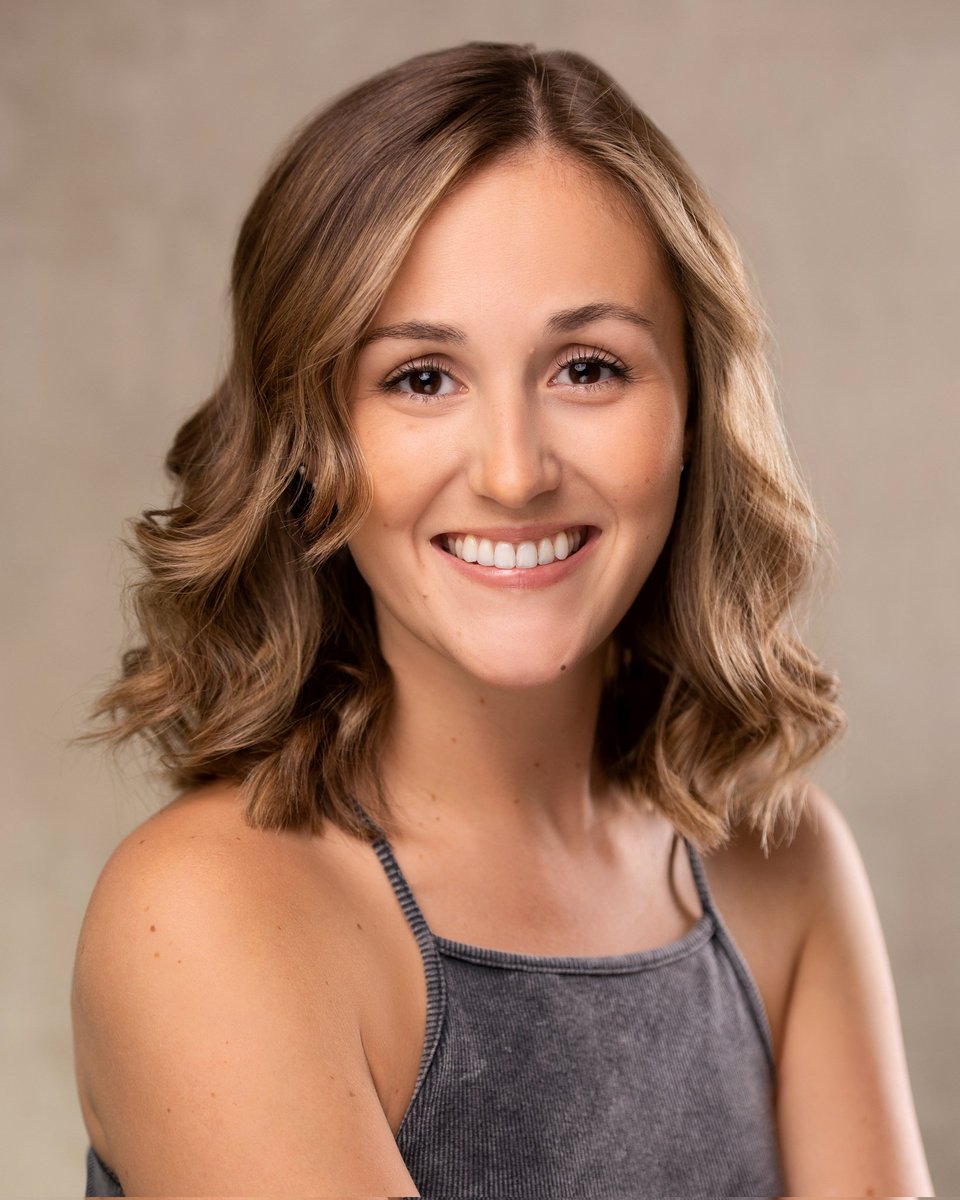 agencyirvingst's tweet photo. CLIENT NEWS | Returning from her recent cruise performances, we welcome our newest client to Irving Street Management - BROOKLYN BARBER 

@brooklynfbarber 

WELCOME 🎭🎭 https://t.co/0g8VdVzl6c