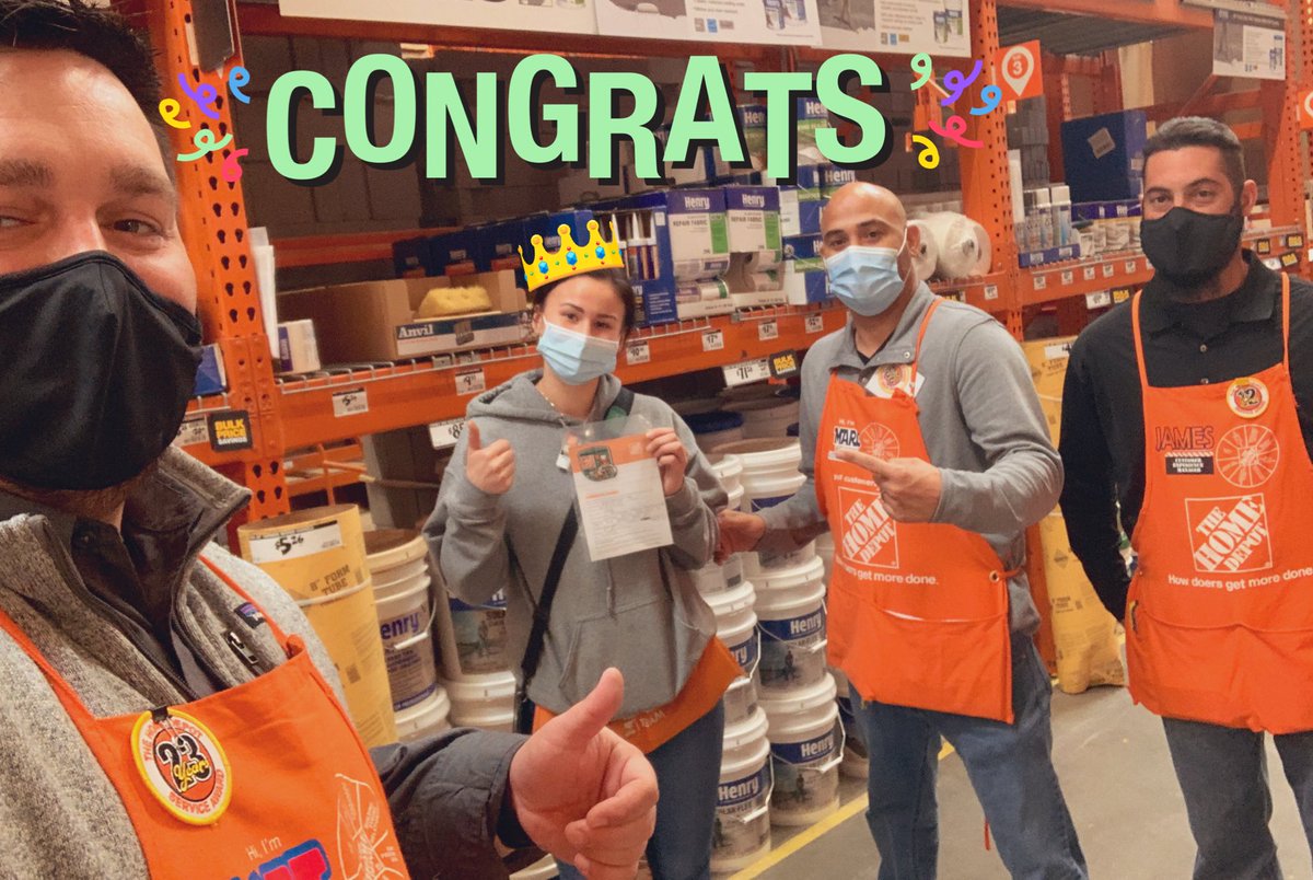 <a href="/kamkamz10/">kamkamz</a> you are APPRECIATED! Congrats on your #HomerAward and well deserved. Your partnership as a MEAS and willingness to assist all over the store is second to none. 👊🏼💣💥  #SOULof406 #D66Good2Great #Appreciation