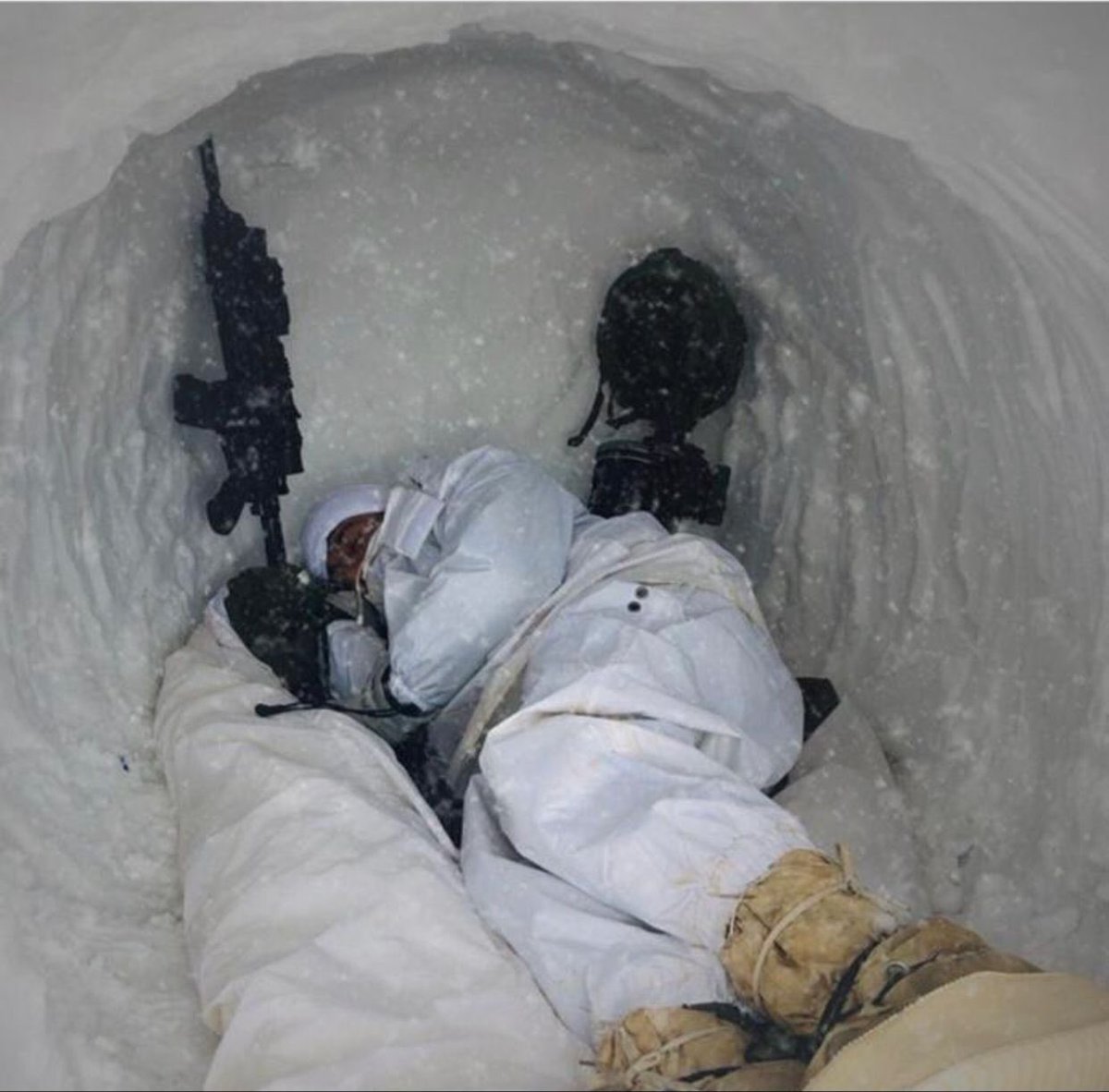 Vatanın nasıl kurtarıldığını atalarımızdan, nasıl korunduğunu da torunlarından biliriz.🇹🇷